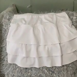 Athleta White Tennis Skirt Sz XSmall Ruffle